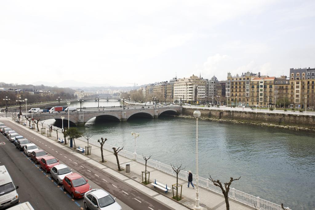 Deluxe Apt-Views To Historic Maria Cristina Hotel San Sebastian Buitenkant foto